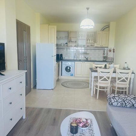 Apartament Kiwi Gardens Bjała Zewnętrze zdjęcie