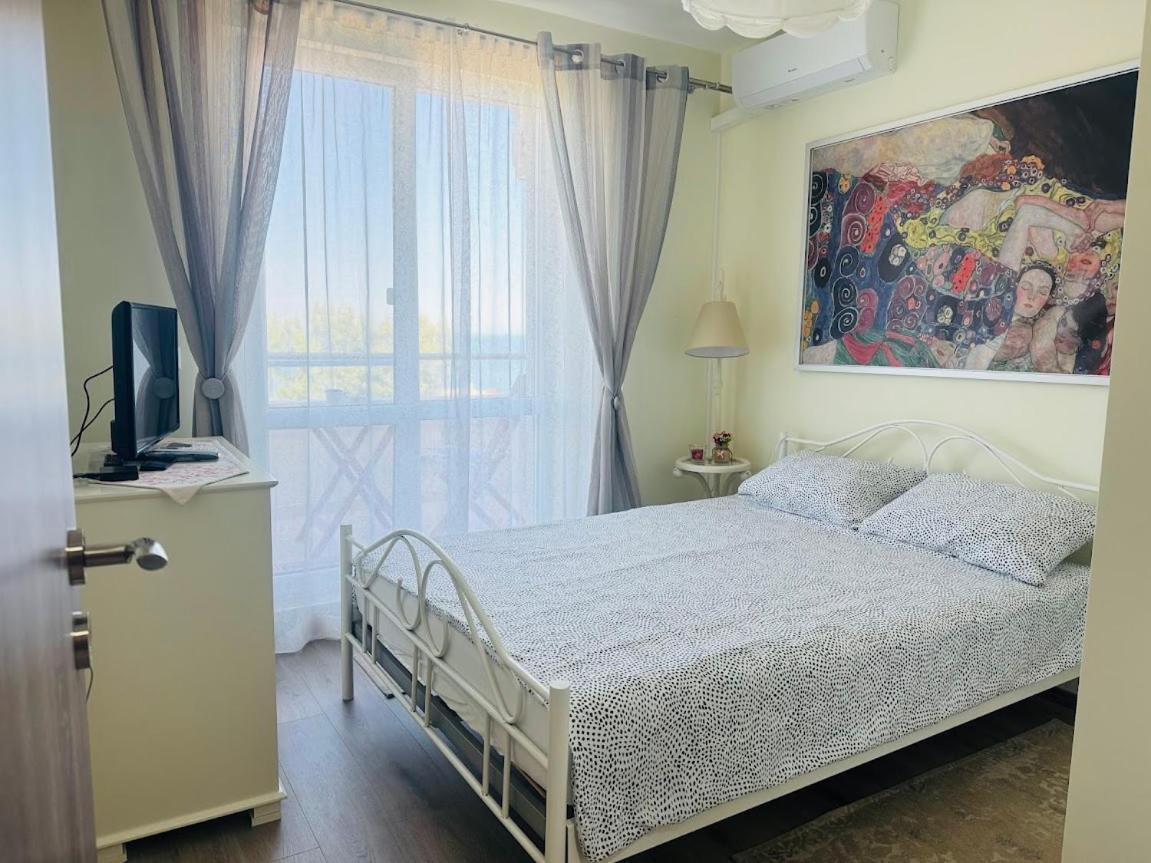 Apartament Kiwi Gardens Bjała Zewnętrze zdjęcie
